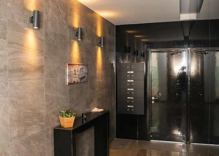 Quattro Center Ap 501b